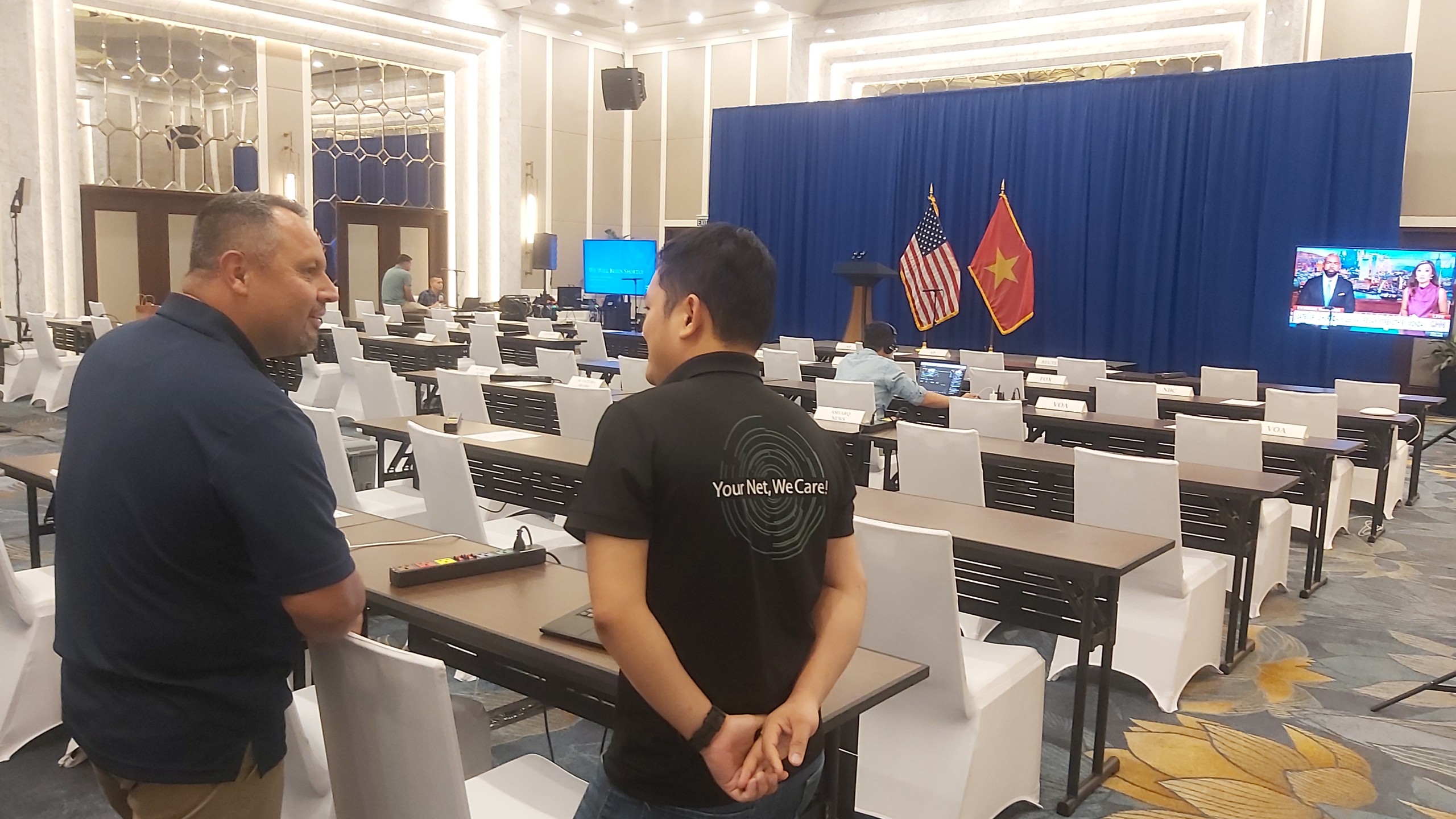 z4681243147016_c06ed2e2157ba16a2d814f5ccabb41ad (1)